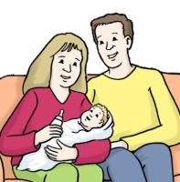 Eltern sitzen mit einem Baby auf einer Couch. Eltern sitzen mit einem Baby auf einer Couch.
